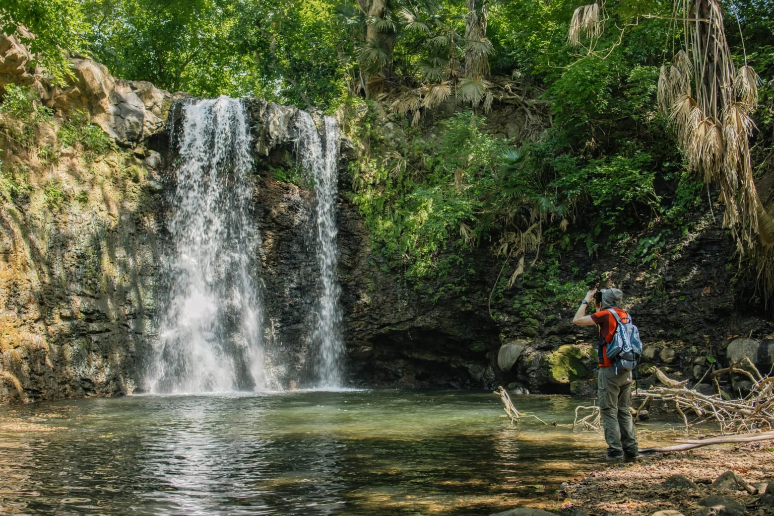 Hiking the Wild South photo 3